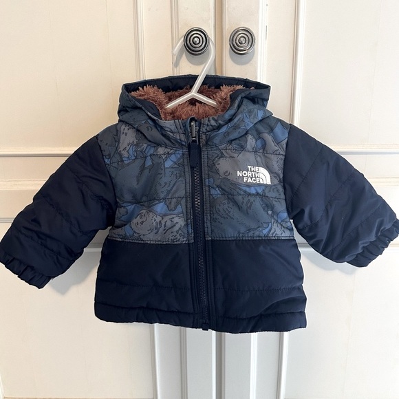 The North Face Navy Blue Bear Mount Chimborazo Reversible Jacket
